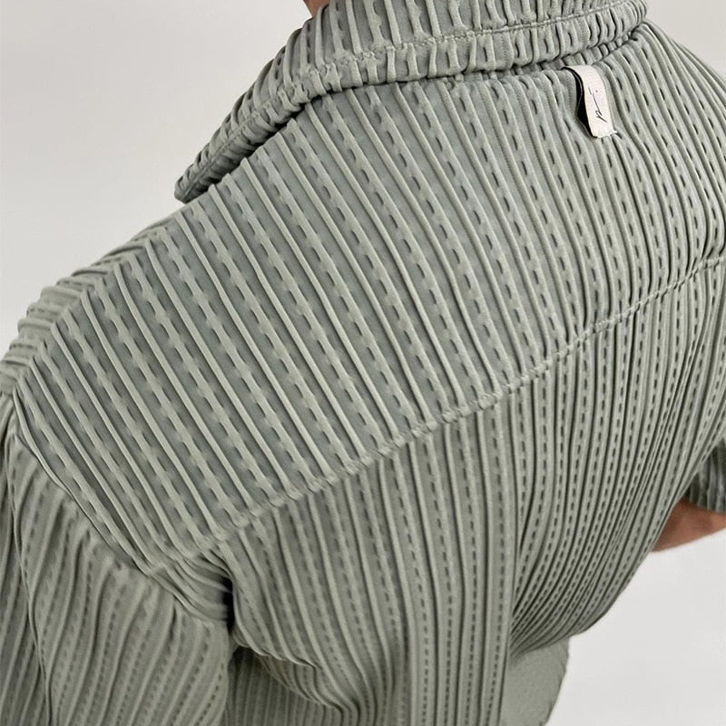 two-piece men's textured short-sleeve shirt and drawstring shorts set