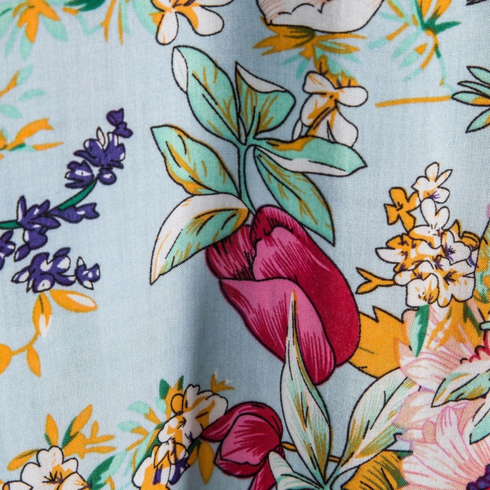 men's floral print short sleeve button-up shirt with chest pocket