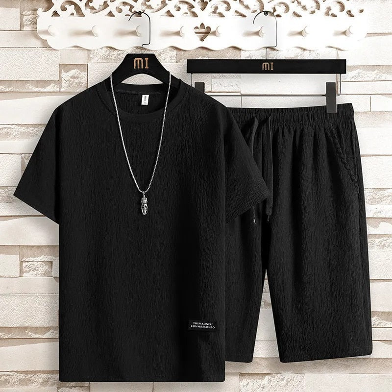 men's short sleeve crew neck top and contrast stripe drawstring shorts set