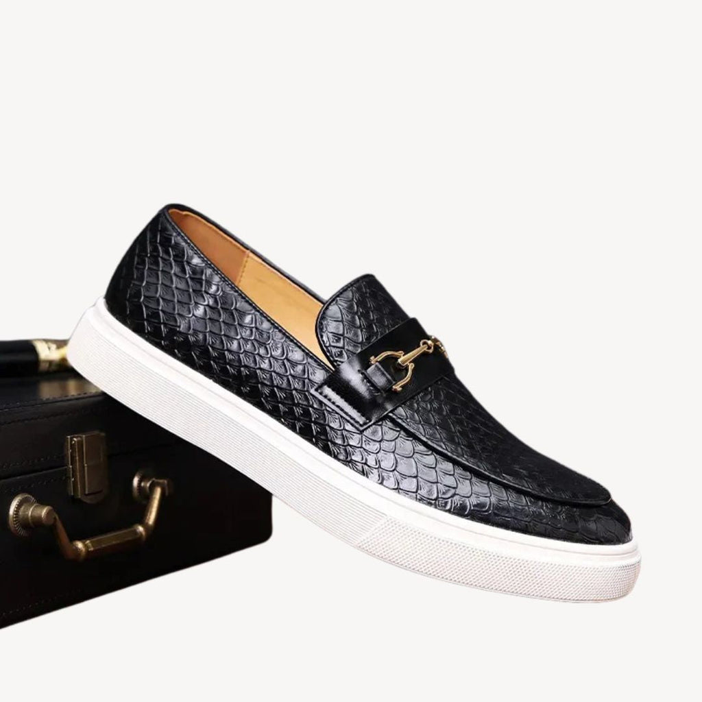 men's breathable comfort shoes with supportive lace-up design for everyday wear