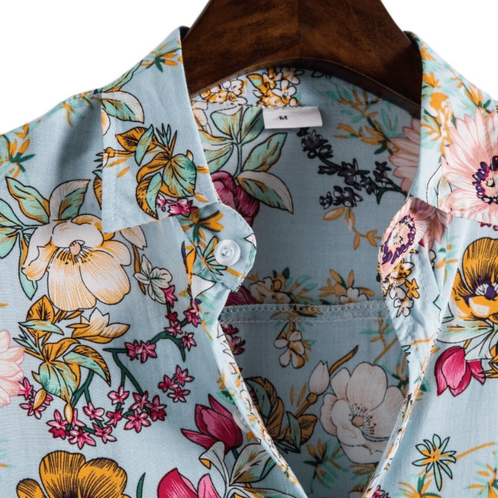 men's floral print short sleeve button-up shirt with chest pocket